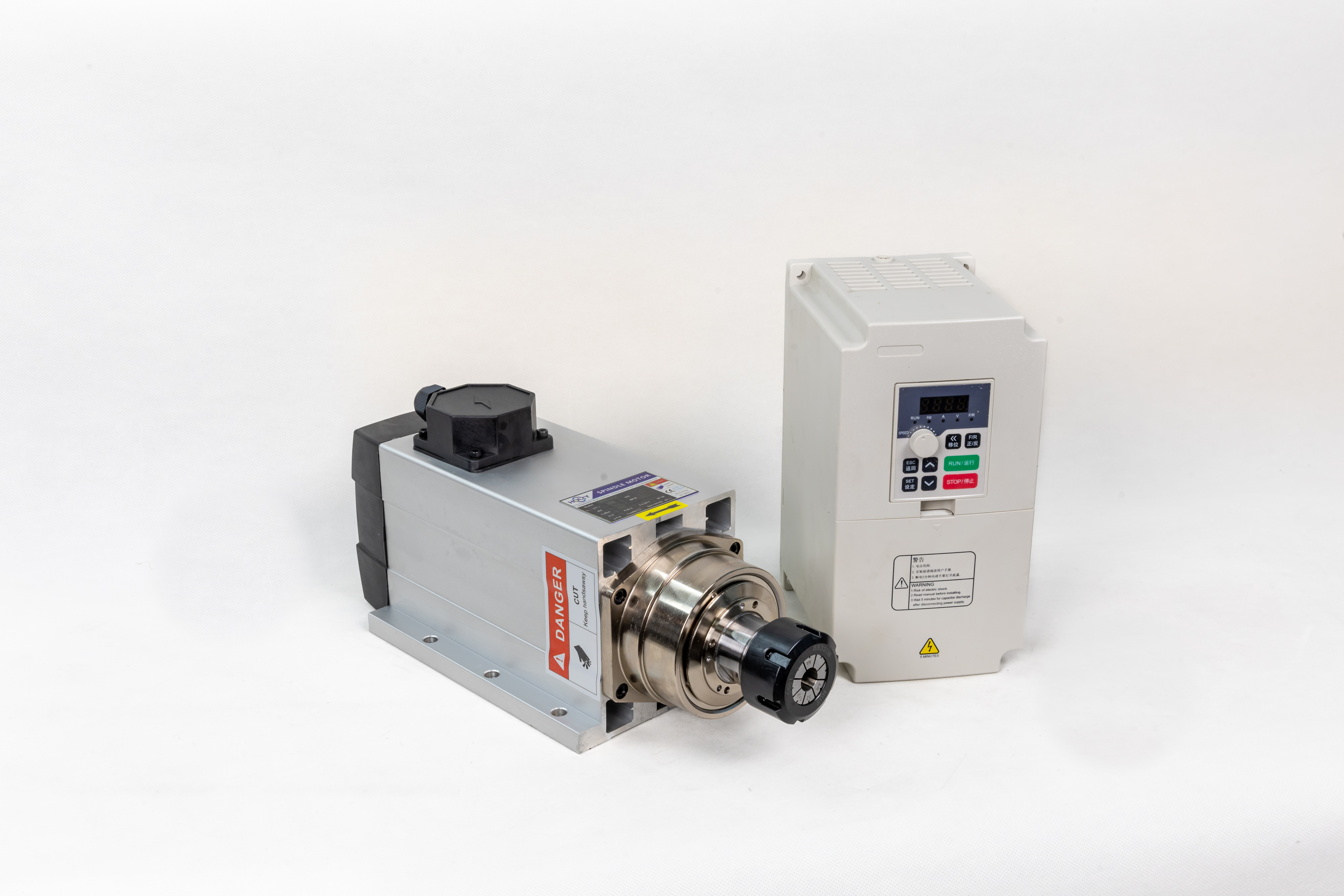 CNC উড ওয়ার্কিং মেশিনের জন্য উচ্চ দক্ষতা 3.5KW এয়ার কুলড স্পিন্ডল মোটর ER25